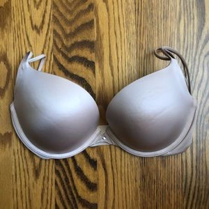 Victoria’s Secret Very Sexy Push Up Bra